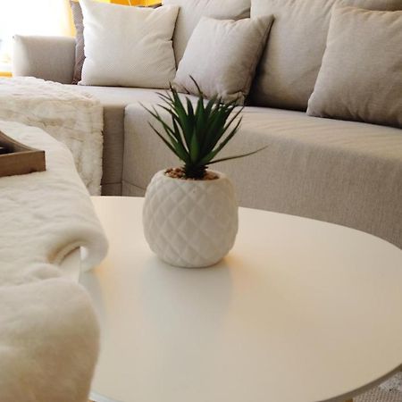 Chill Home : Appartement Cocooning Avec Jacuzzi Grandson Exterior foto